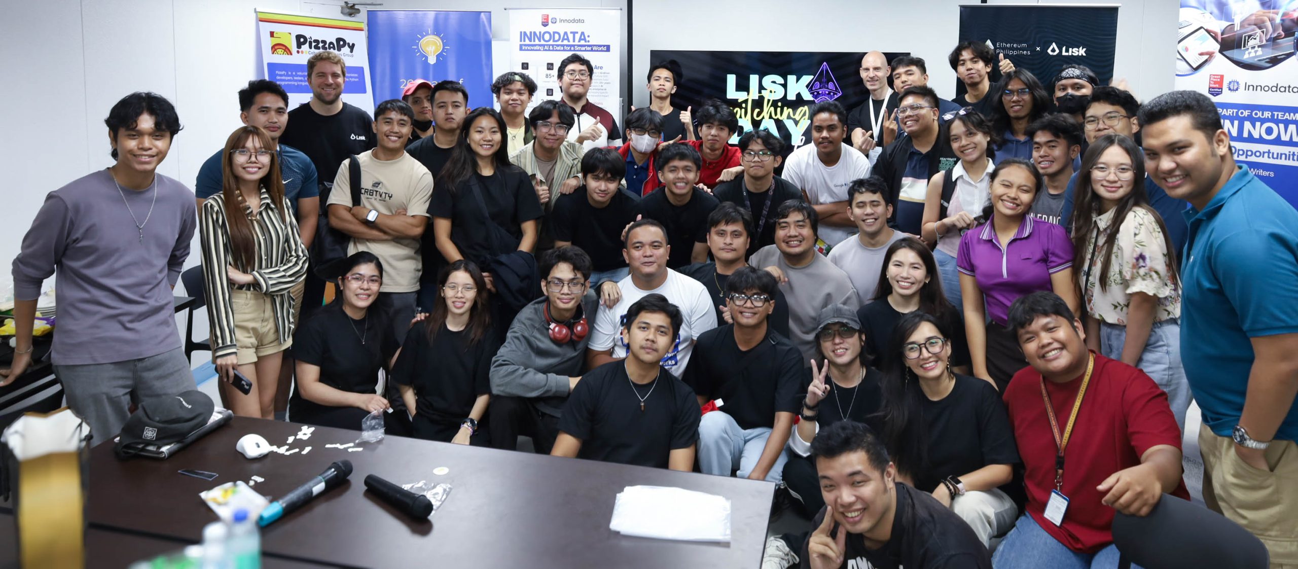 565630182_122140844420893578_3318352344184867278_n